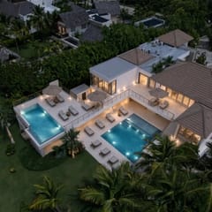 Villa Espada: Grand 8-Bedroom Estate w/ pools, Eden Roc beach club, staff & golf carts